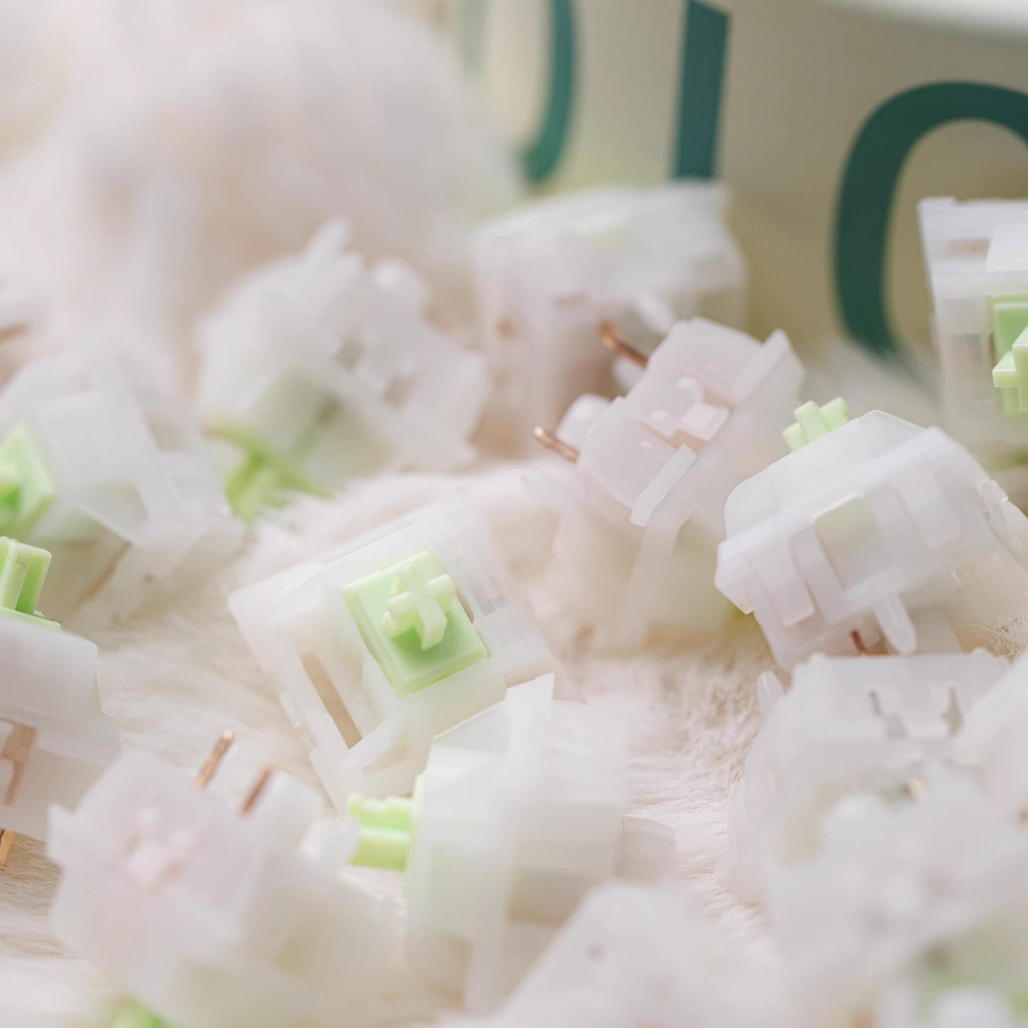 Keygeek Little Elf Pre-Lubed Mechanical Keyboard PCB Mount Switch (Linear) by Dino Lab