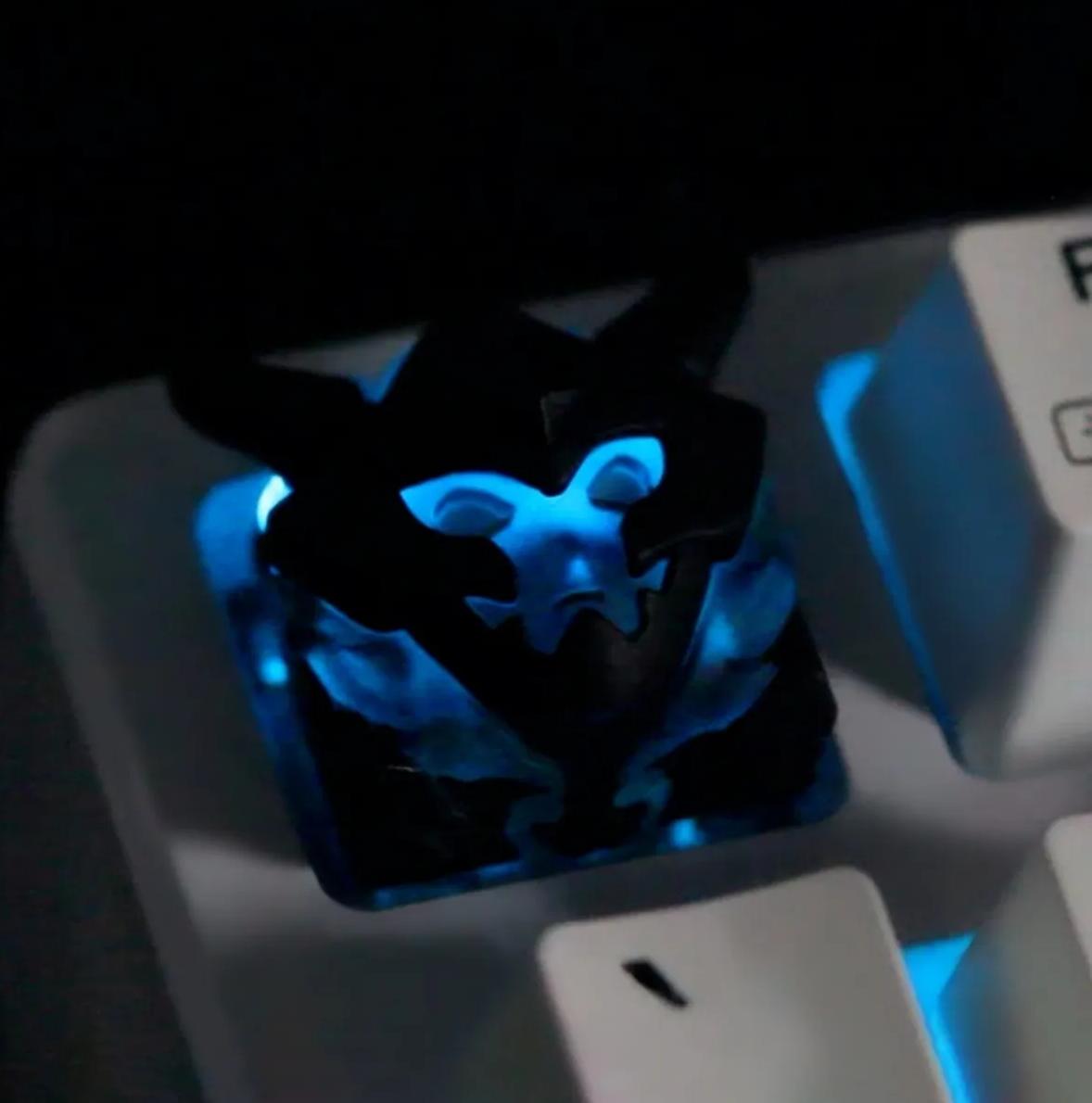 Lobo Iron Solo Leveling Anime Artisan Keycaps Resin Keycap