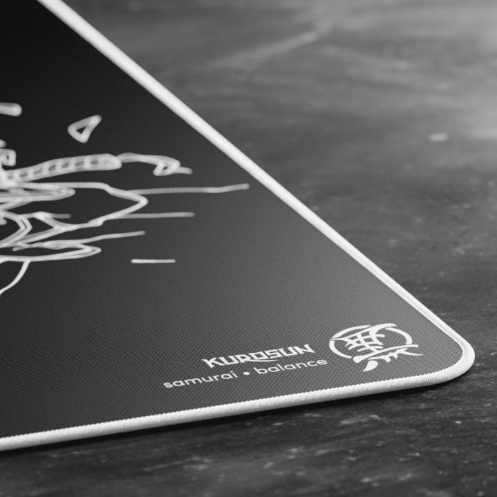 Kurosun Samurai Semi-Firm Alpha Cell Base Artisan Gaming Mousepad (Hybrid)