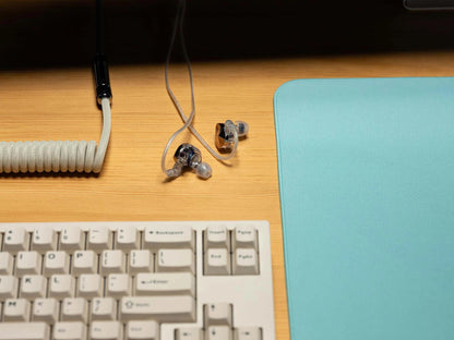 Wraith Sense IEM 10mm Dynamic-Driver Balanced In-Ear Monitor / Earphones